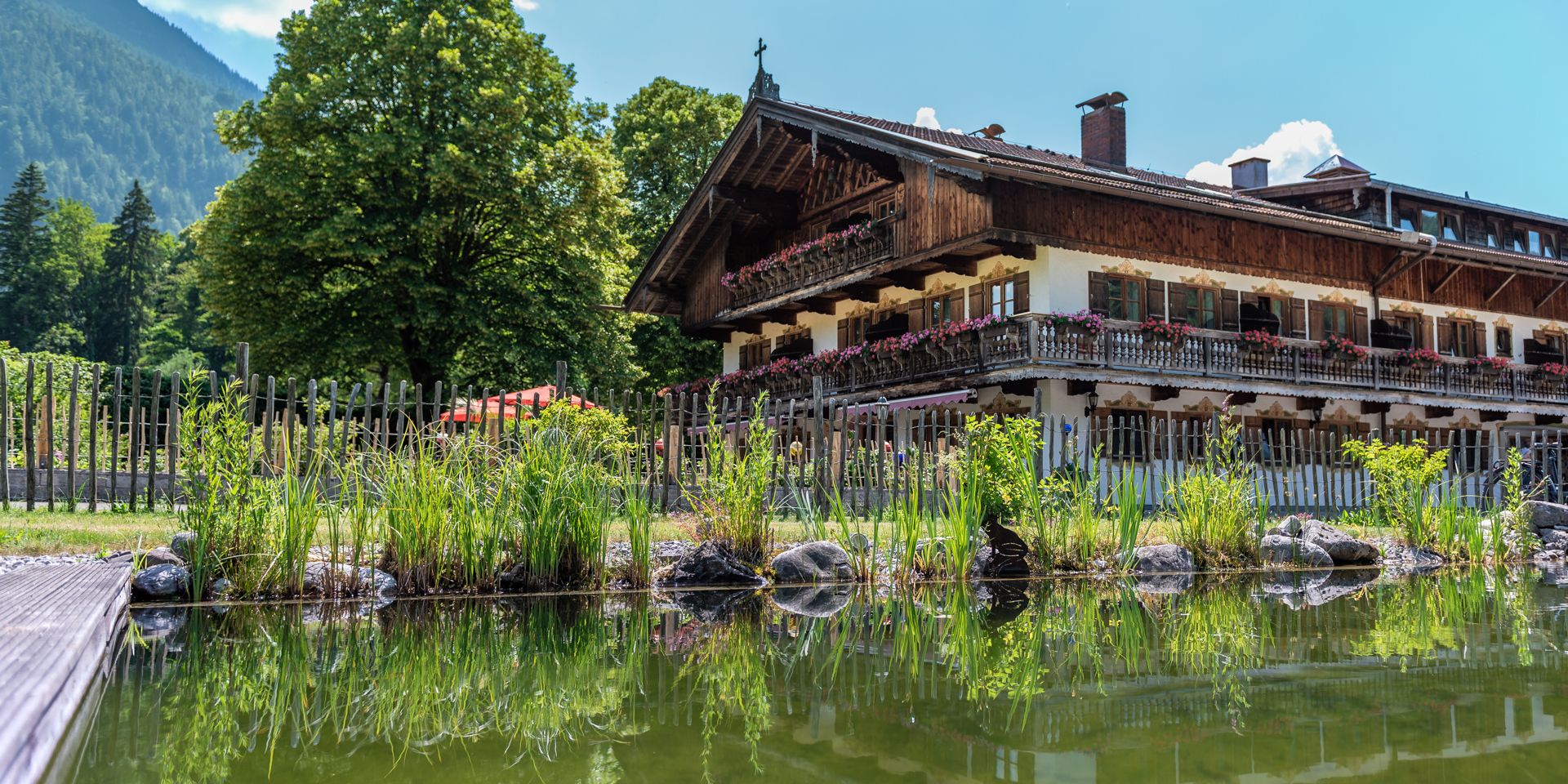 Gästehaus mit Schwimmteich in Rottach-Egern am Tegernsee