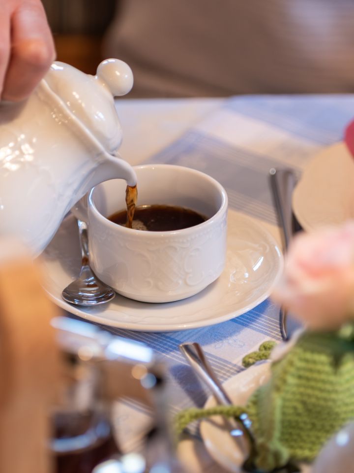 Frühstück mit frischem Bohnenkaffee in Rottach-Egern