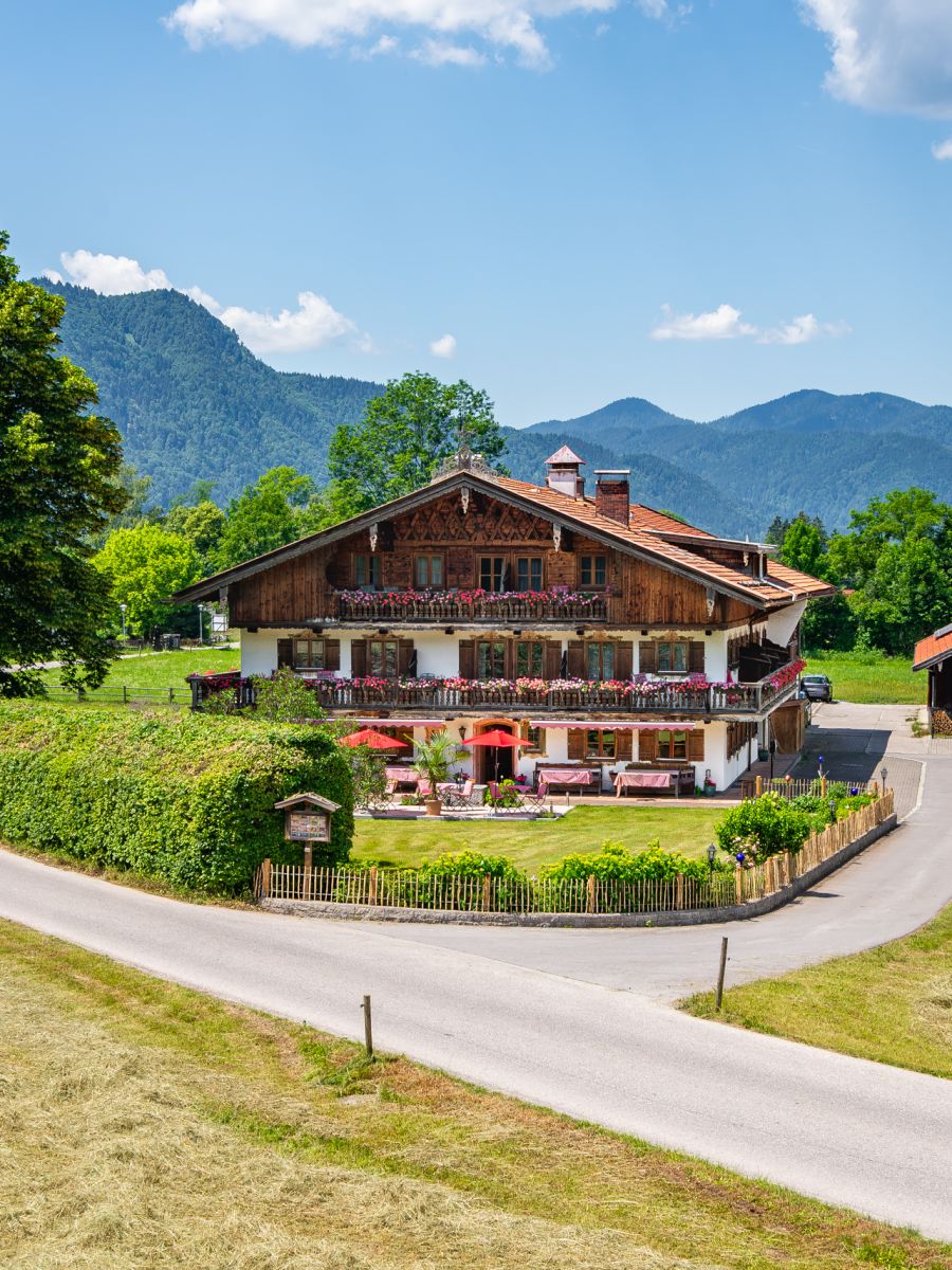 Gutfelder Hof in Rottach-Egern Alleinlage mit Bergen und Wiesen