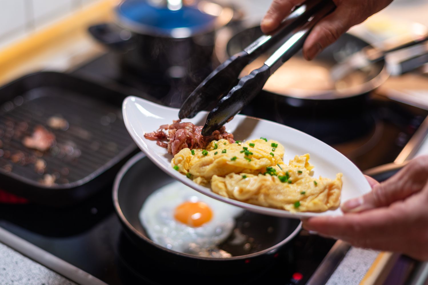Rührei mit Speck zum Frühstück in Rottach-Egern am Tegernsee